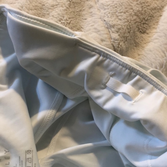 Varley Downing Crop Legging, very light blue - Picture 5 of 12